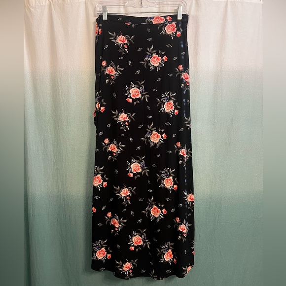 H&M Long Wrap-Front Skirt - Picture 3 of 5